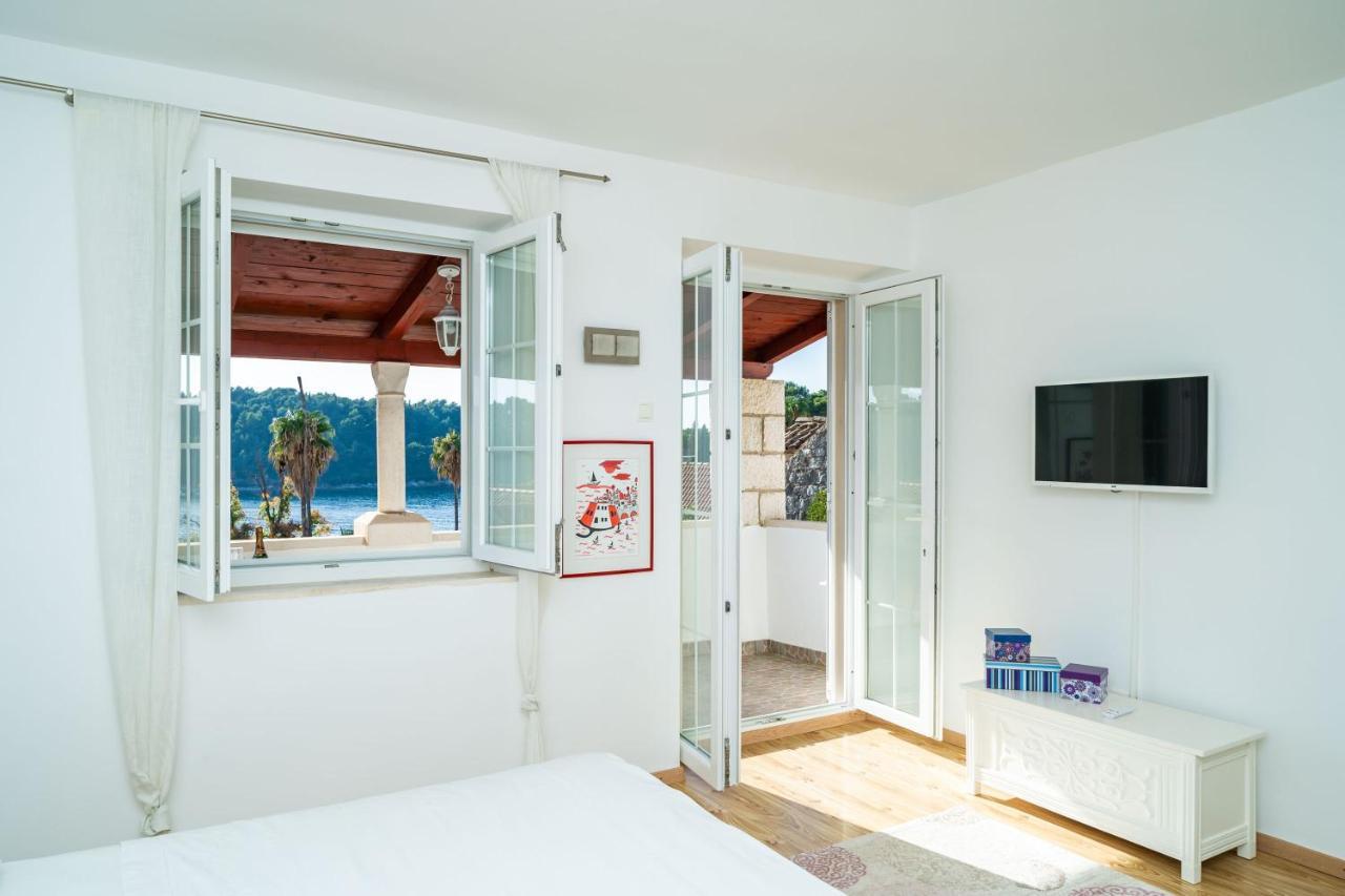 Villa Vista Old Town ซัฟทัท ภายนอก รูปภาพ